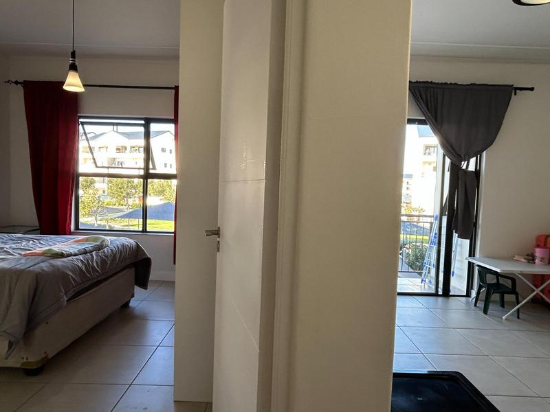To Let 1 Bedroom Property for Rent in Sandown Western Cape